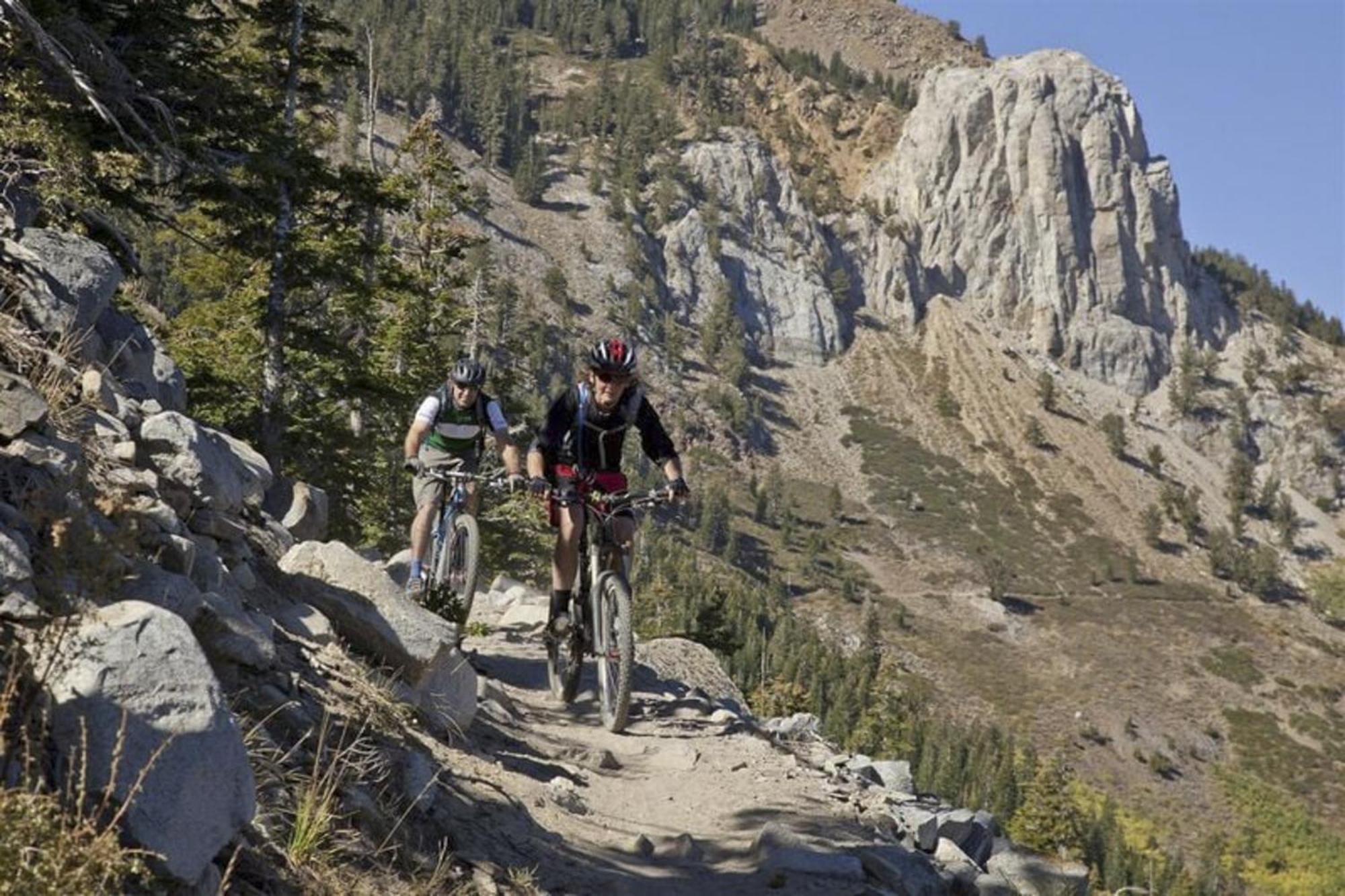 Discovery 4 119 Mammoth Lakes Buitenkant foto